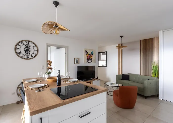 Le Calypso B01 - Climatise Avec Vue